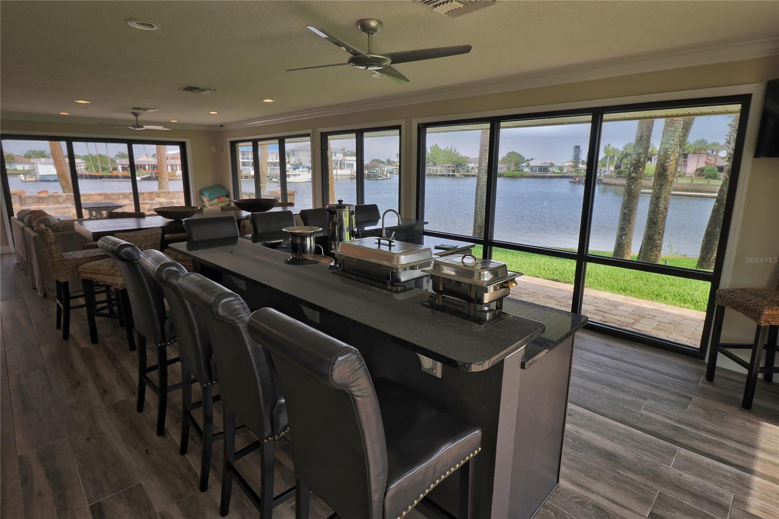 Diamond Head Point Condo - Residential