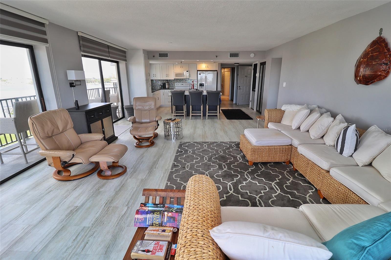 Diamond Head Point Condo - Residential