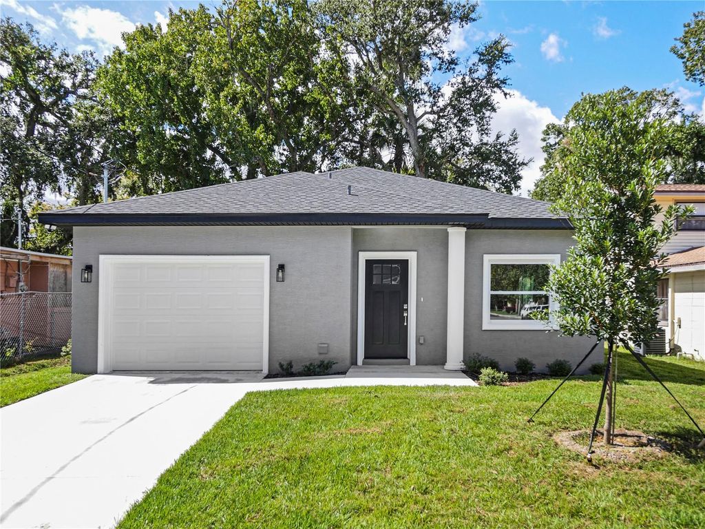 Photo of 444 Jefferson Street, Daytona Beach, FL 32114 (MLS # O6353383)