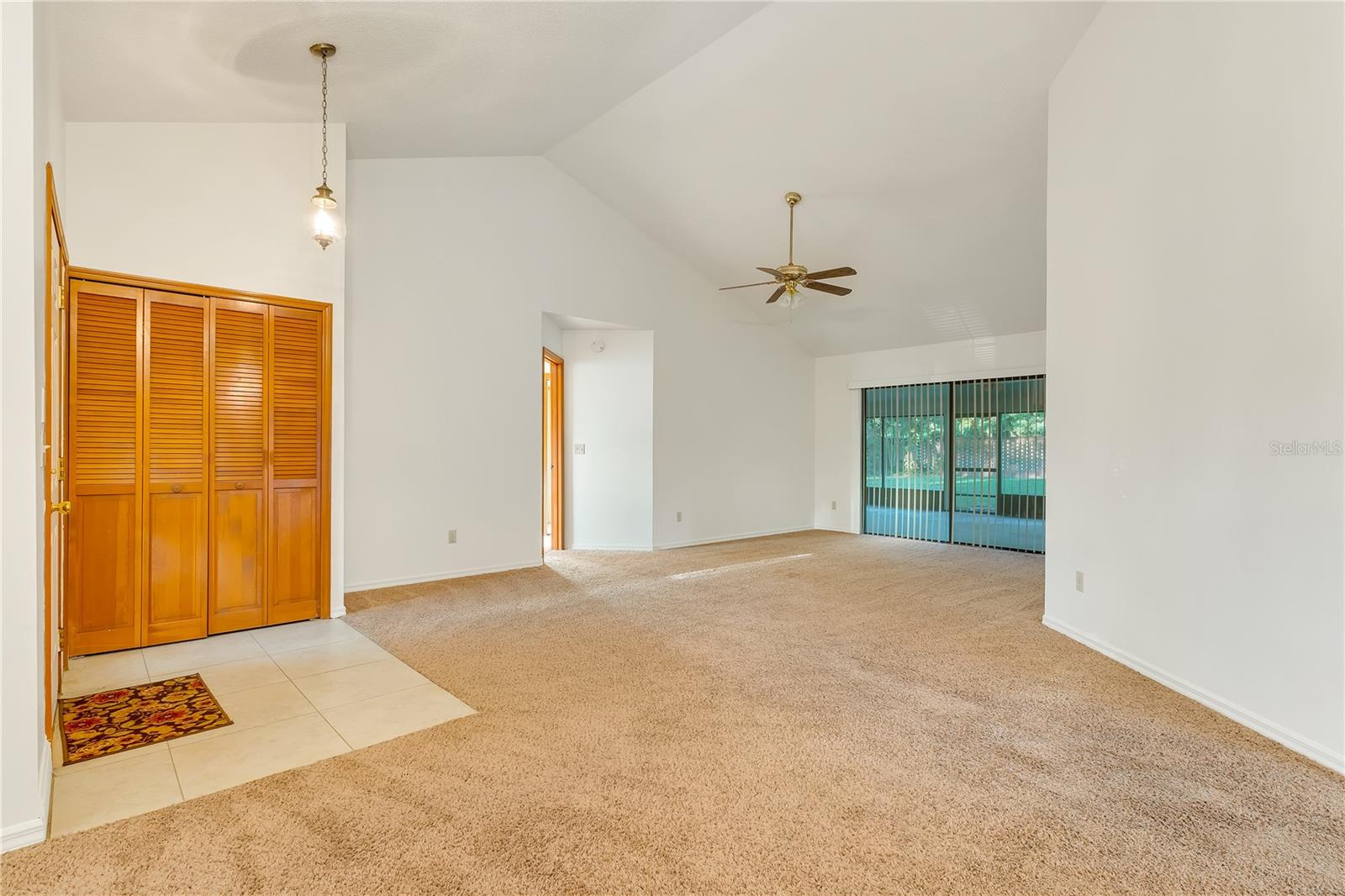 1073 CHESTERFIELD CIRCLE
