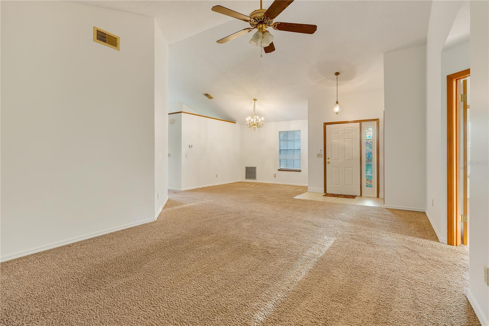 1073 CHESTERFIELD CIRCLE