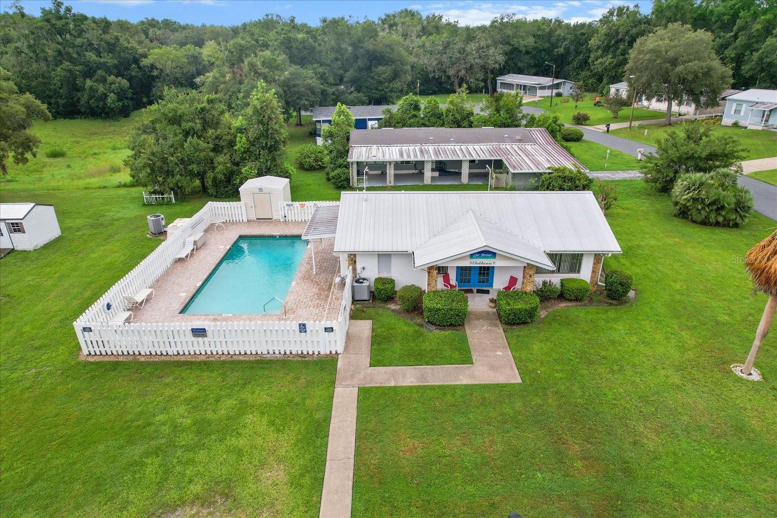 LAS BRISAS - Residential