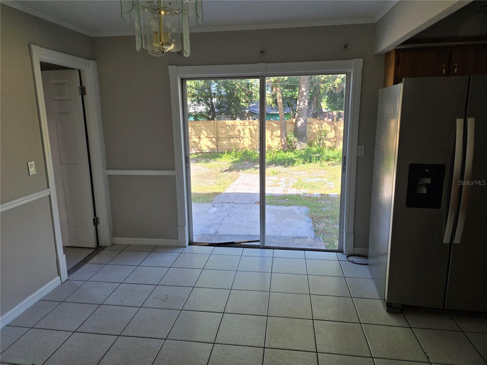 GATEWAY EAST - Residential Lease