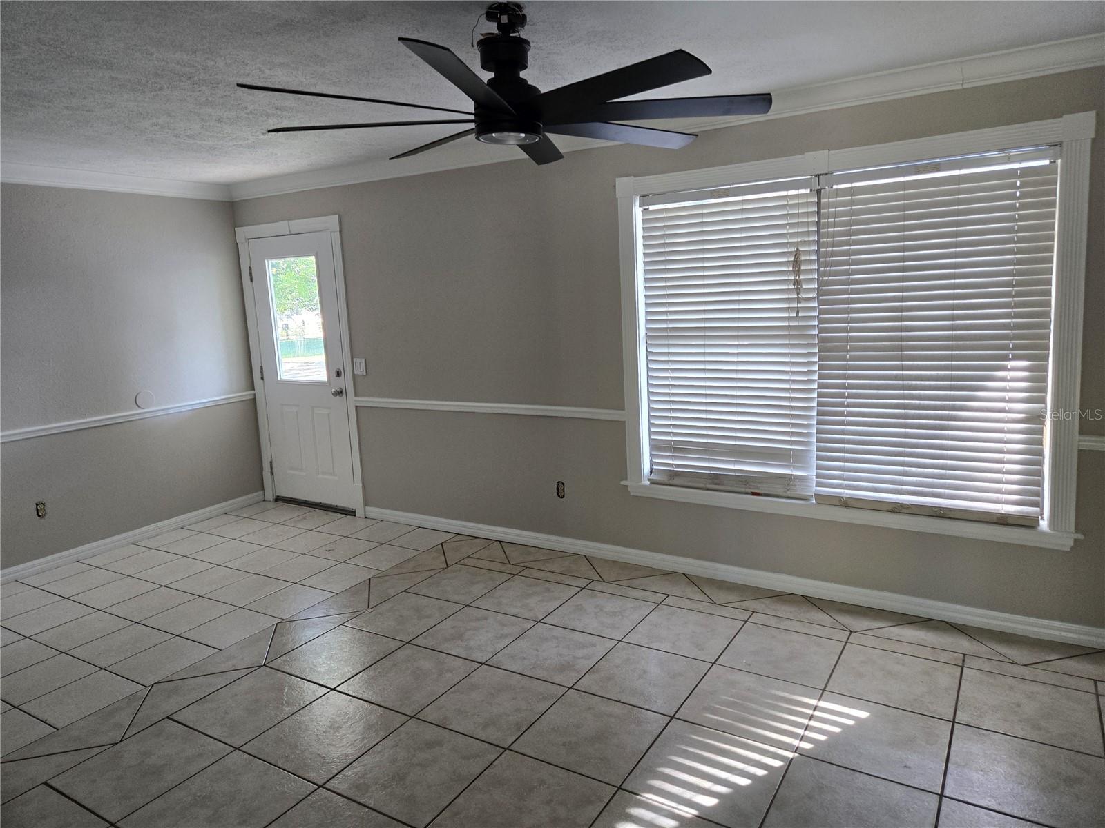 GATEWAY EAST - Residential Lease
