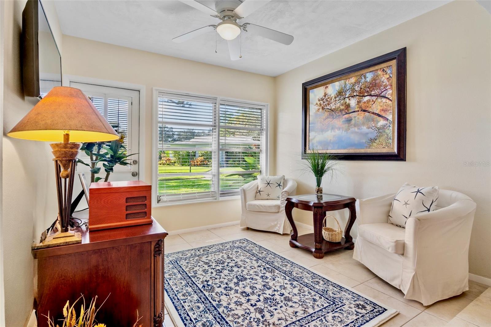 VILLAGE GREEN FOREST LAKE 14 - Residential