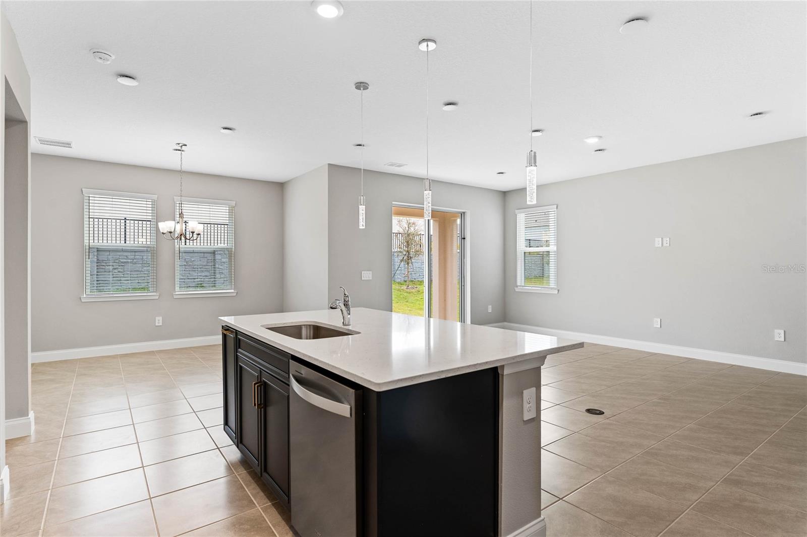 PARK VIEW/THE HILLS PH 2 - Residential