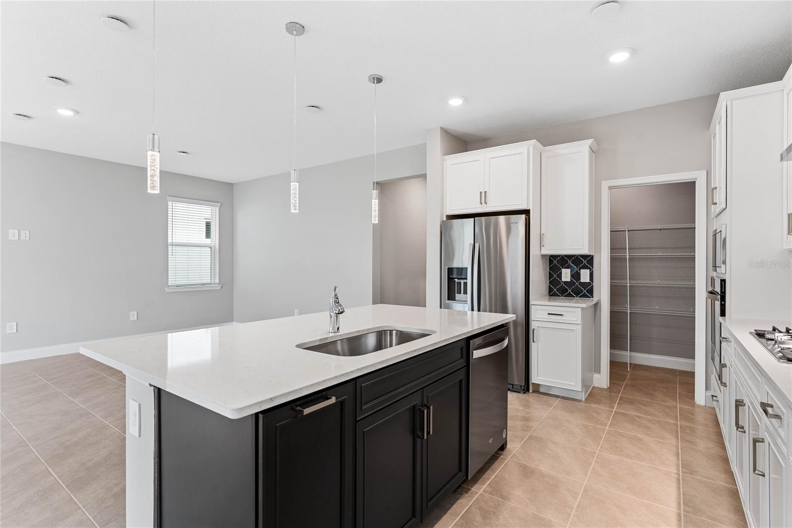 PARK VIEW/THE HILLS PH 2 - Residential