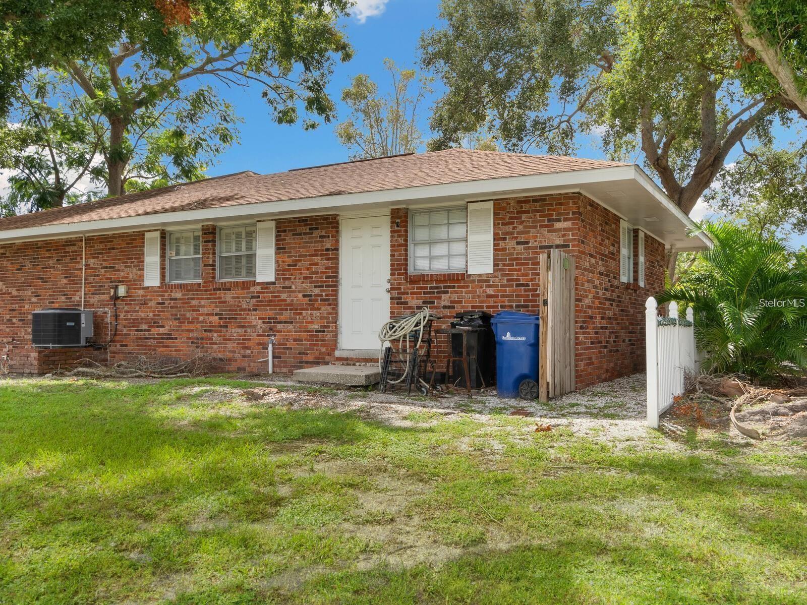 PHILLIPPI GARDENS - Residential Lease