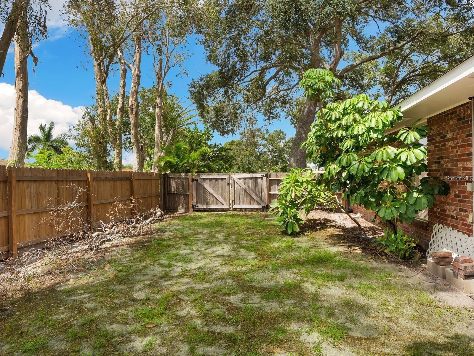 PHILLIPPI GARDENS - Residential Lease