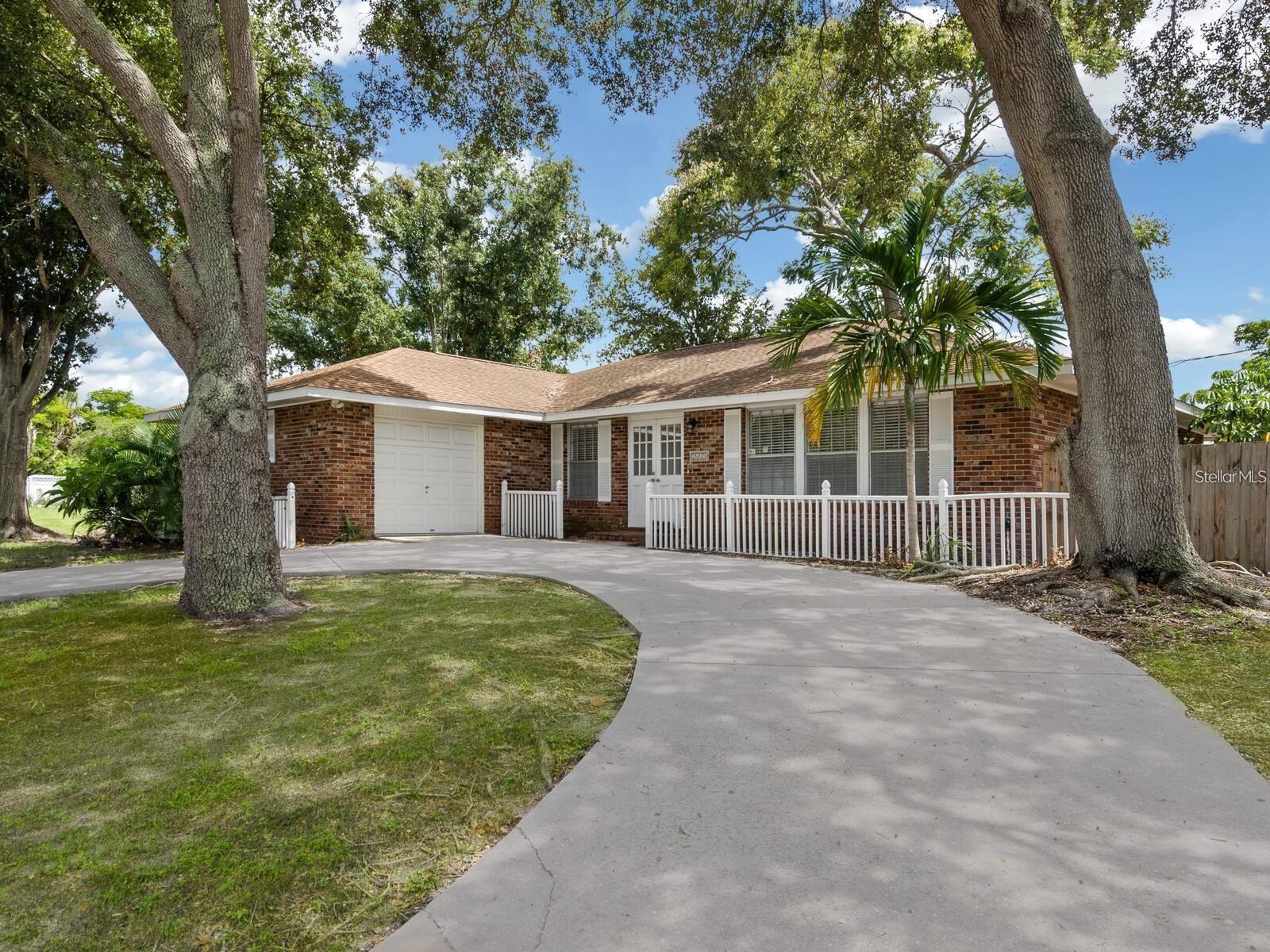 PHILLIPPI GARDENS - Residential Lease