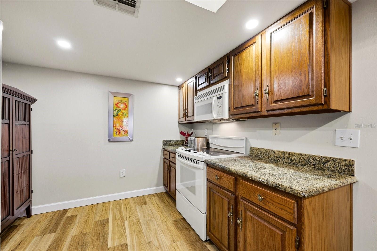 INVERNESS CONDO - Residential