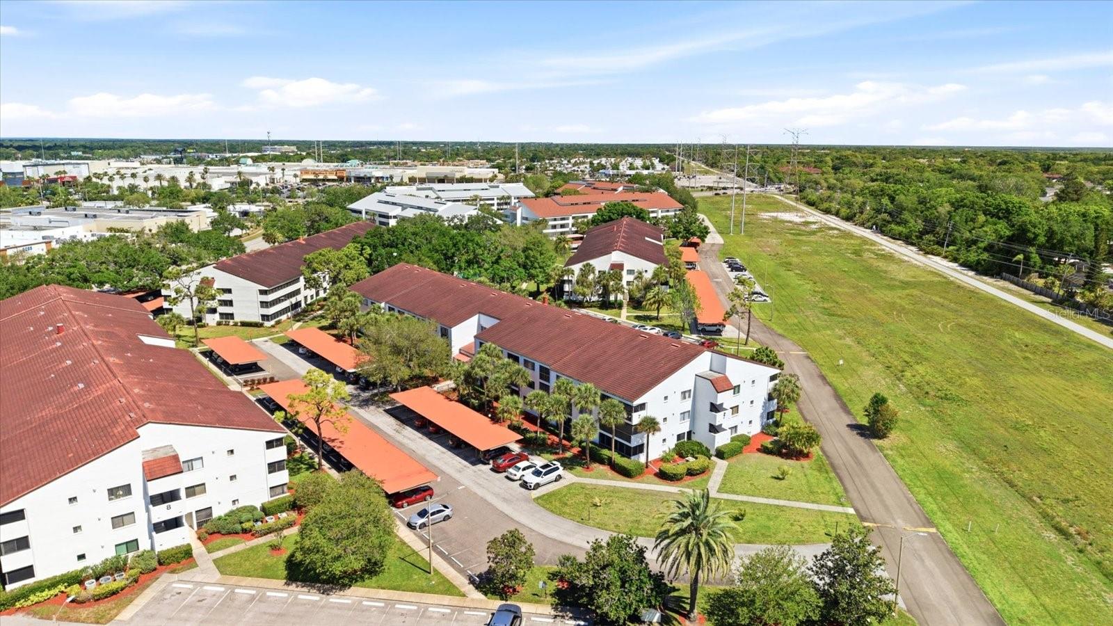 INVERNESS CONDO - Residential