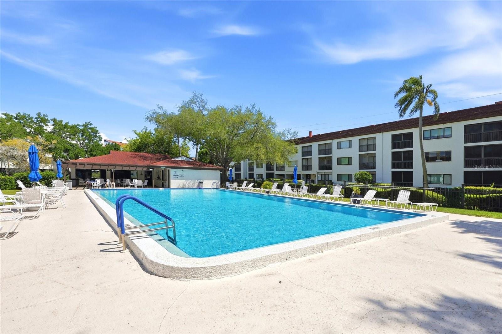 INVERNESS CONDO - Residential