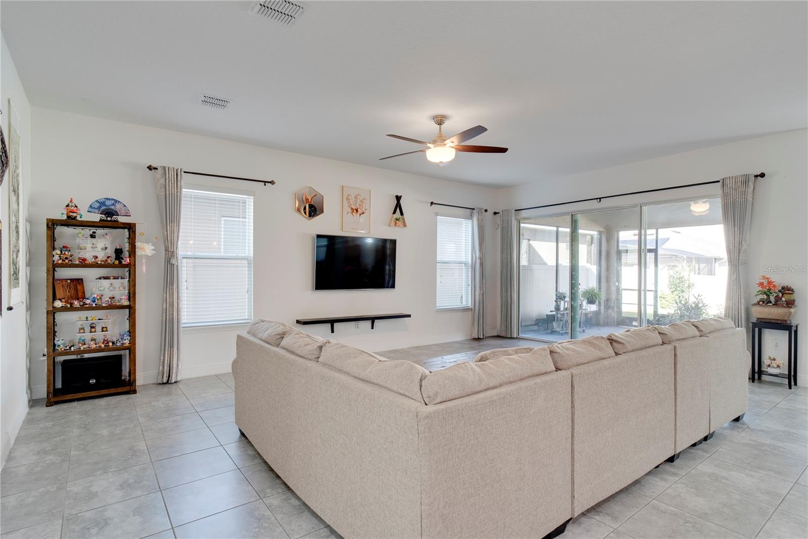 HIGHLANDS/SUMMERLAKE GROVE PH 2 - Residential