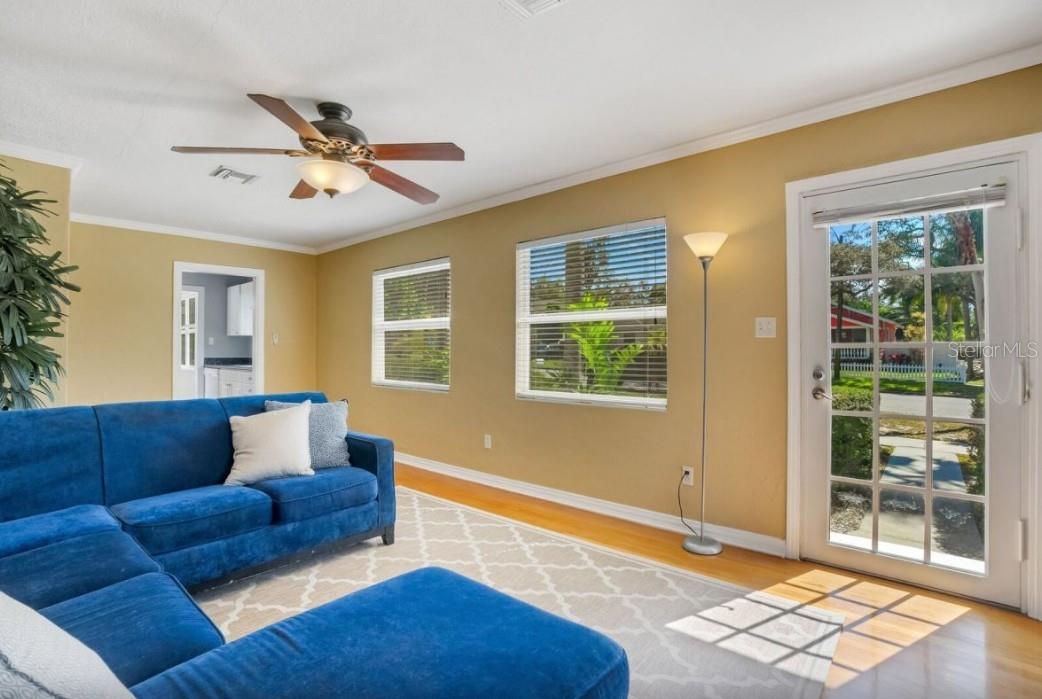 PEALE PARK - Residential