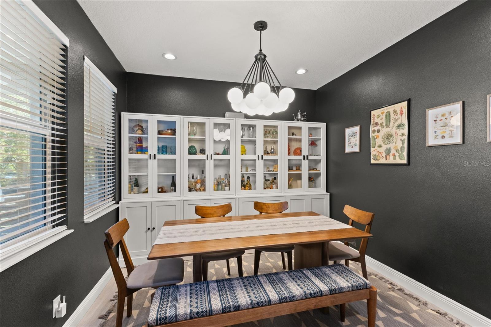 RIVERBEND MANOR - Residential