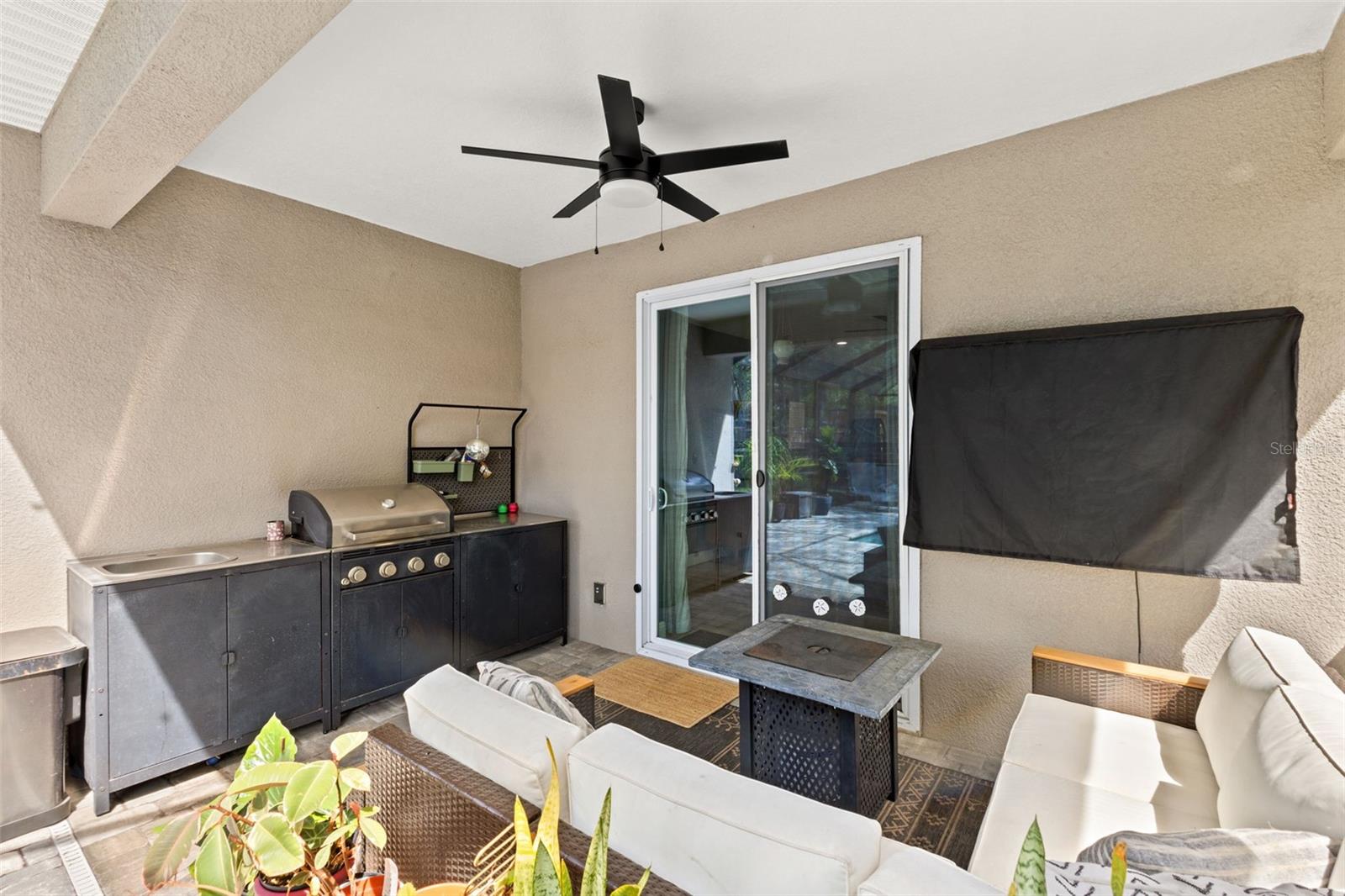 RIVERBEND MANOR - Residential