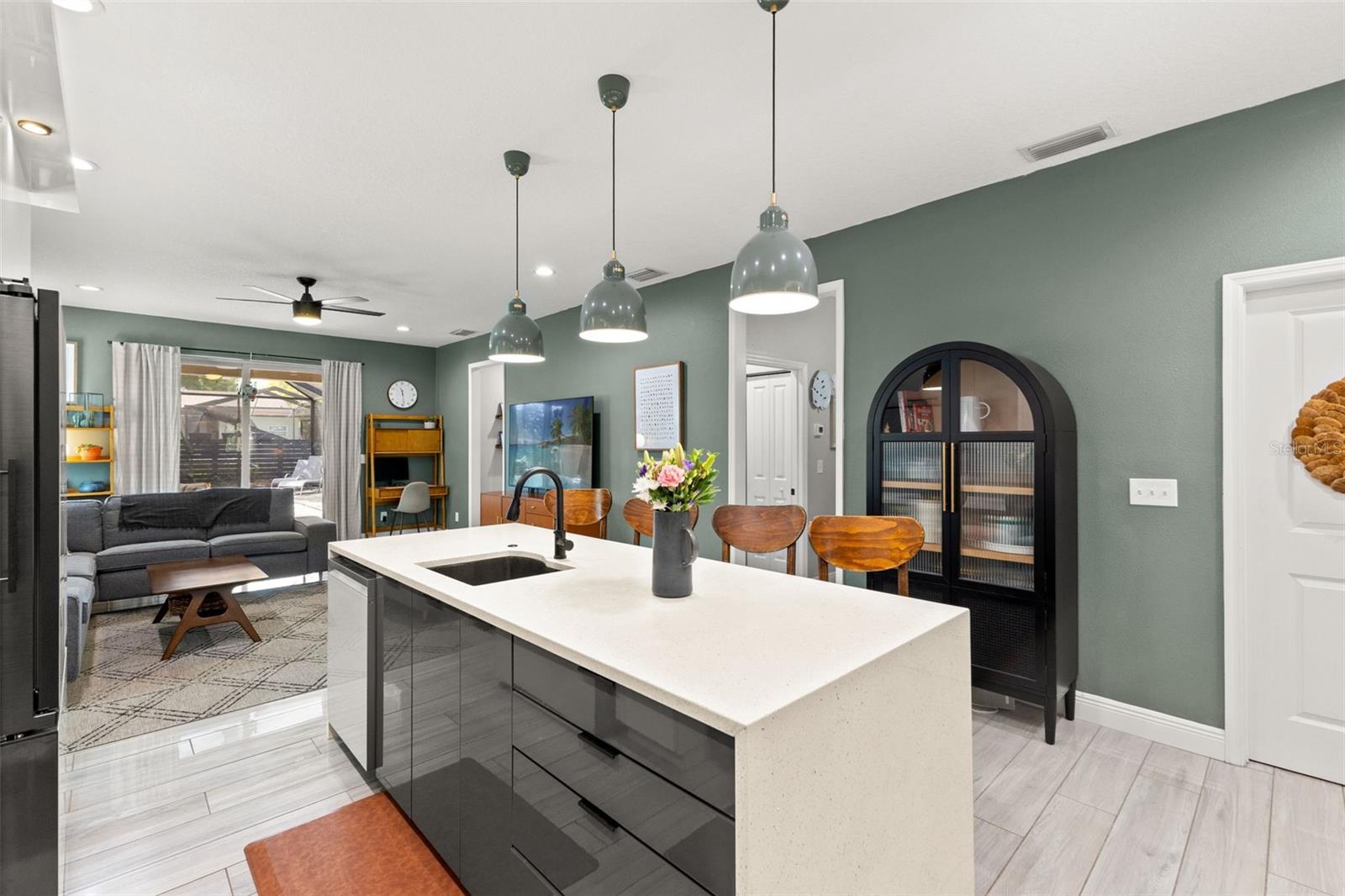 RIVERBEND MANOR - Residential