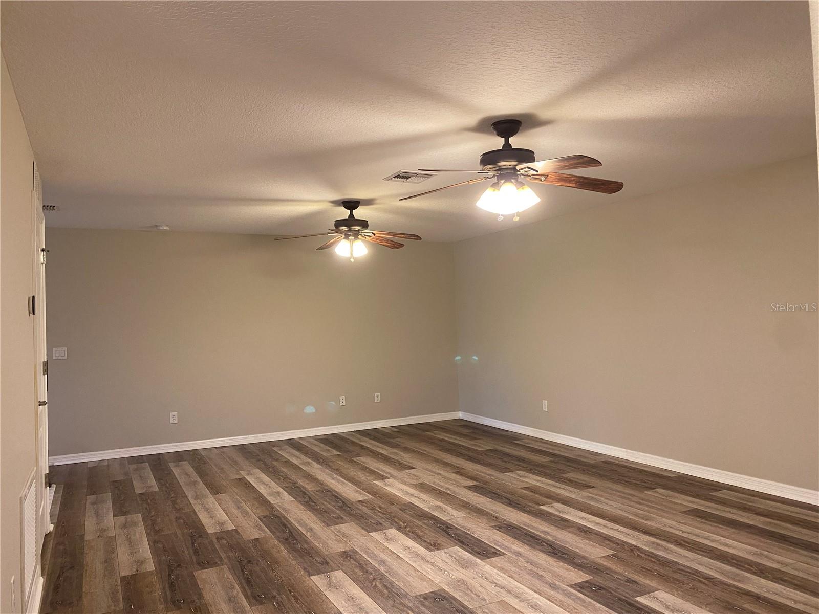 RIVER OAKS RESERVE PH 2 - Residential