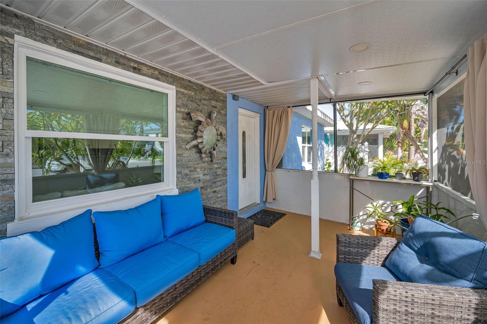 NORTH UNIT 1 - Residential