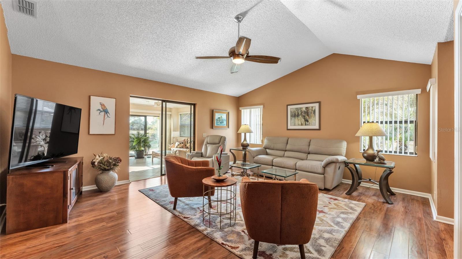 CYPRESS WOOD - Residential