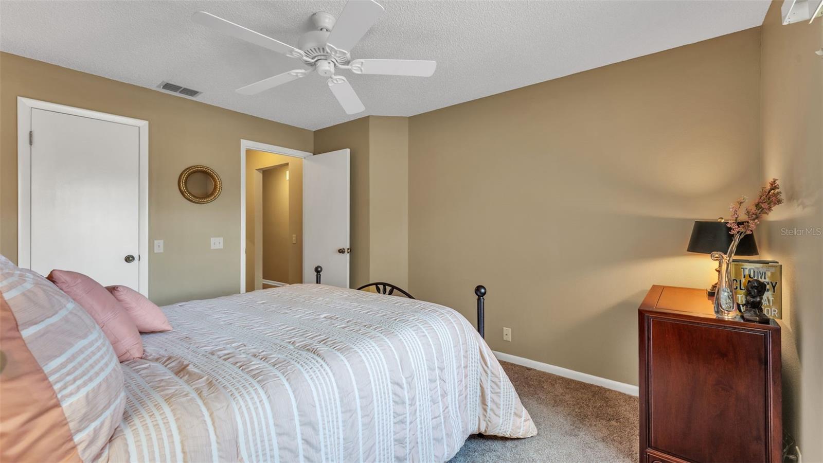 CYPRESS WOOD - Residential