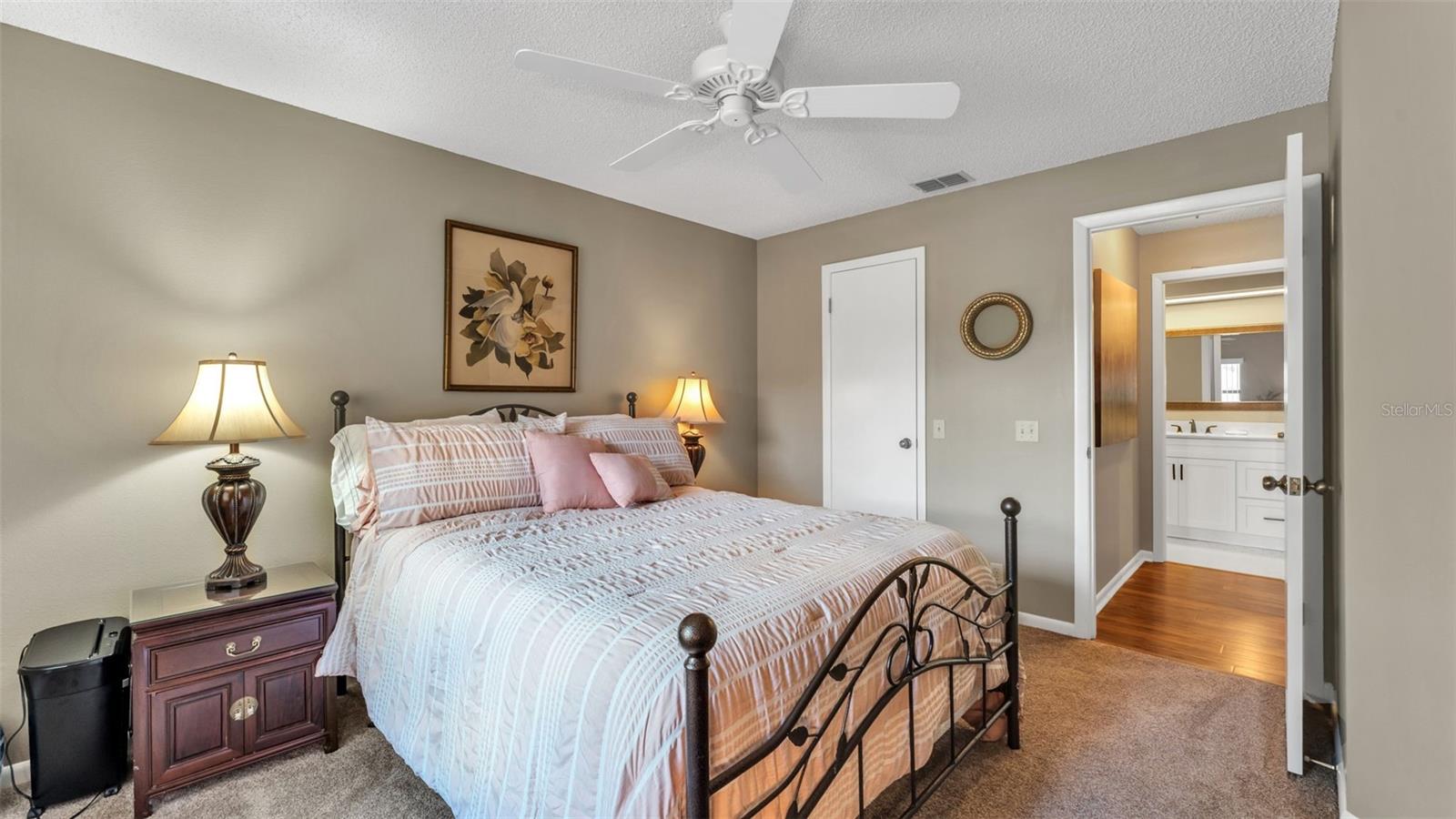 CYPRESS WOOD - Residential