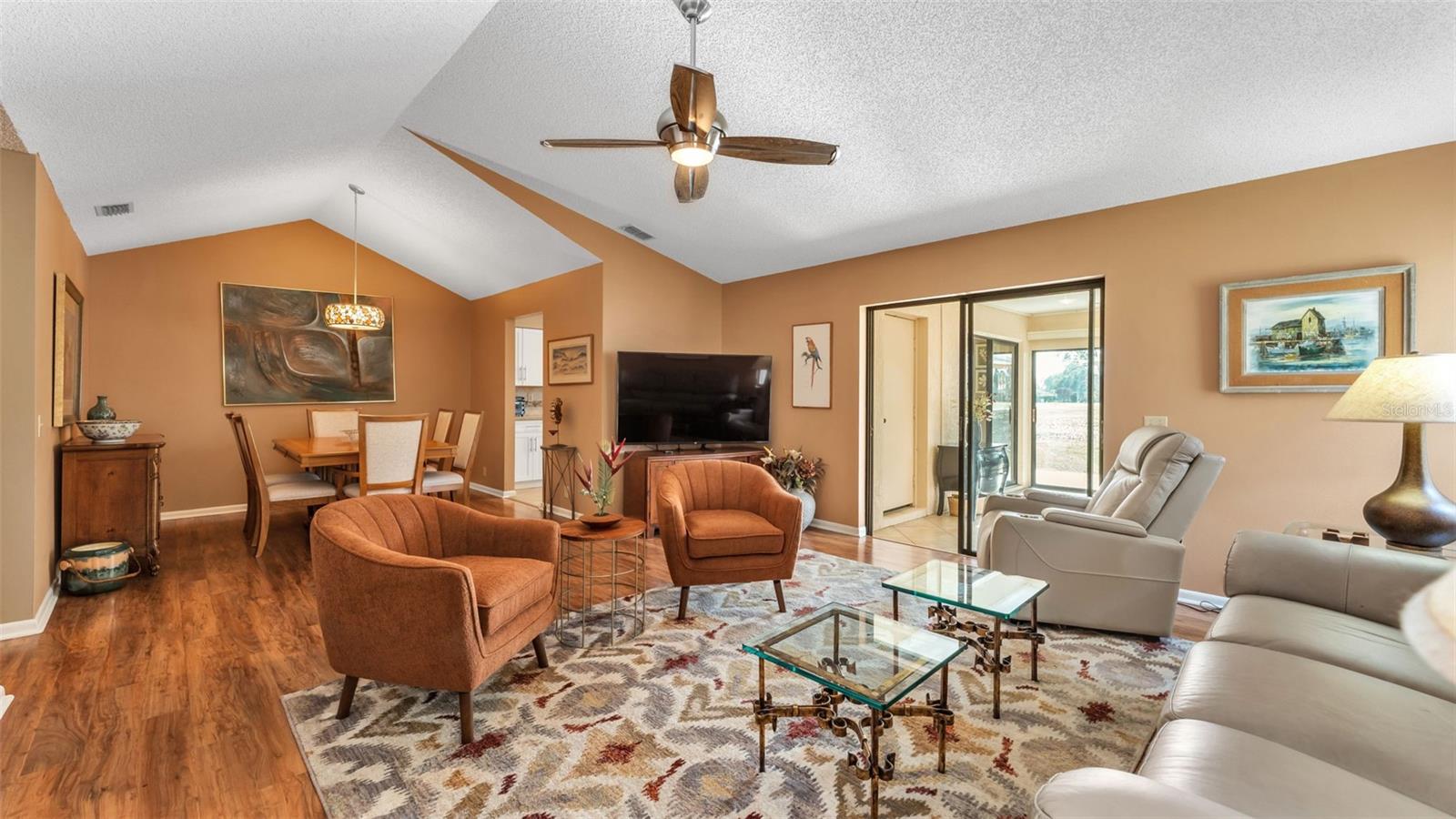 CYPRESS WOOD - Residential