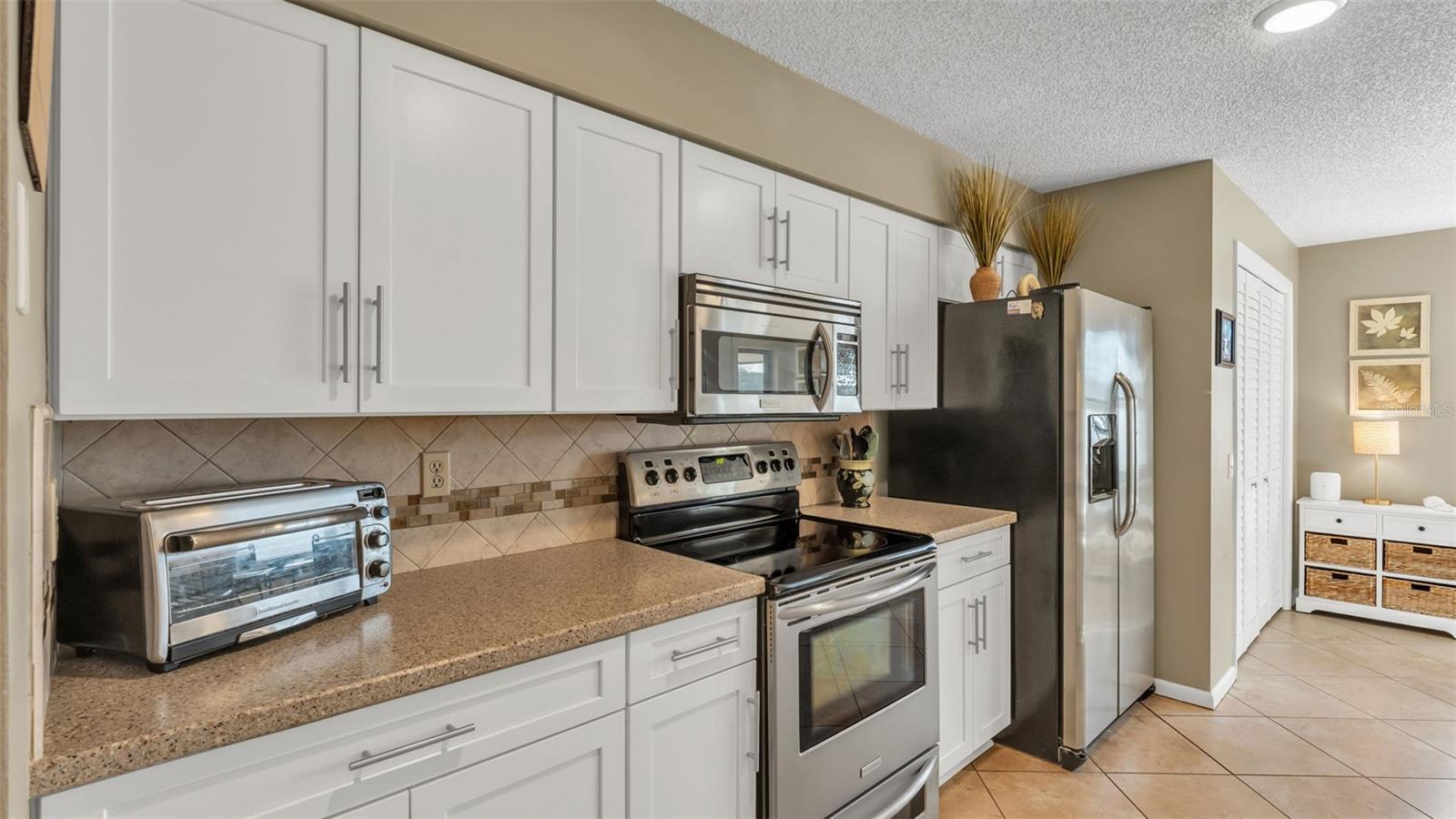 CYPRESS WOOD - Residential