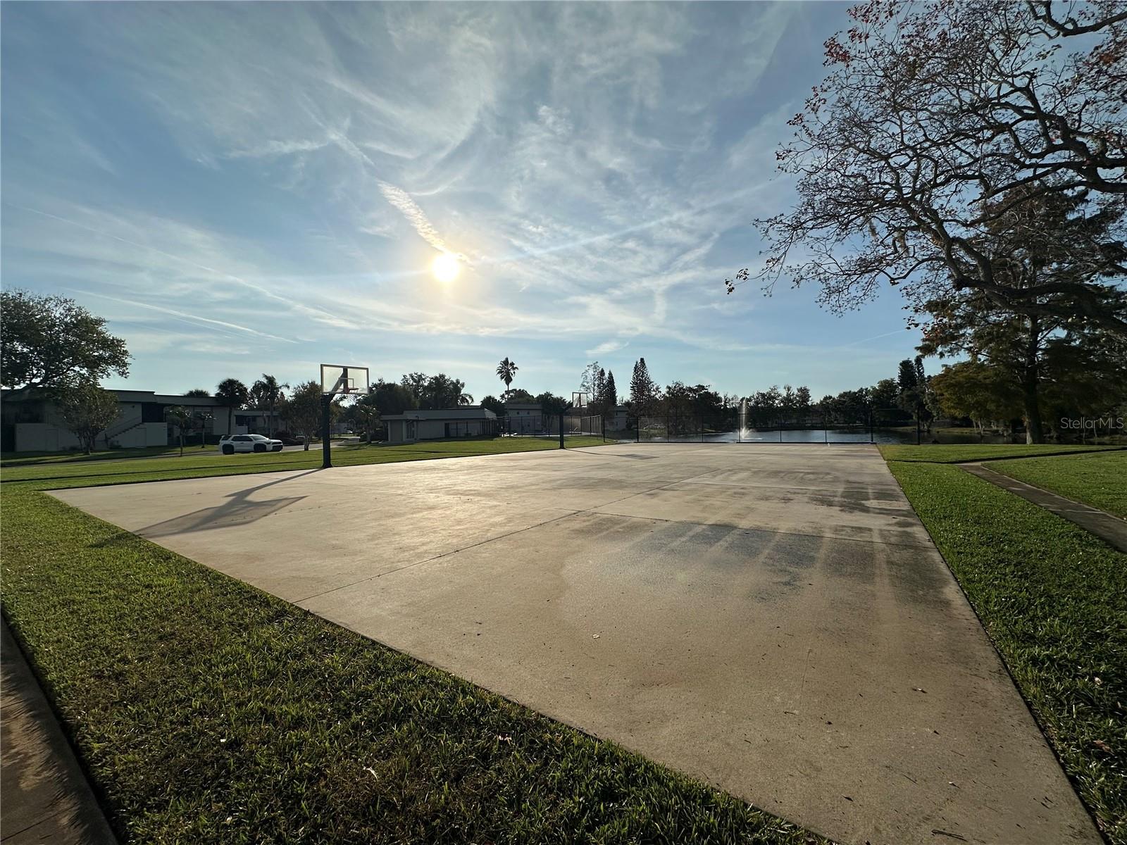 WINDTREE GARDENS CONDO PH 01 - Residential