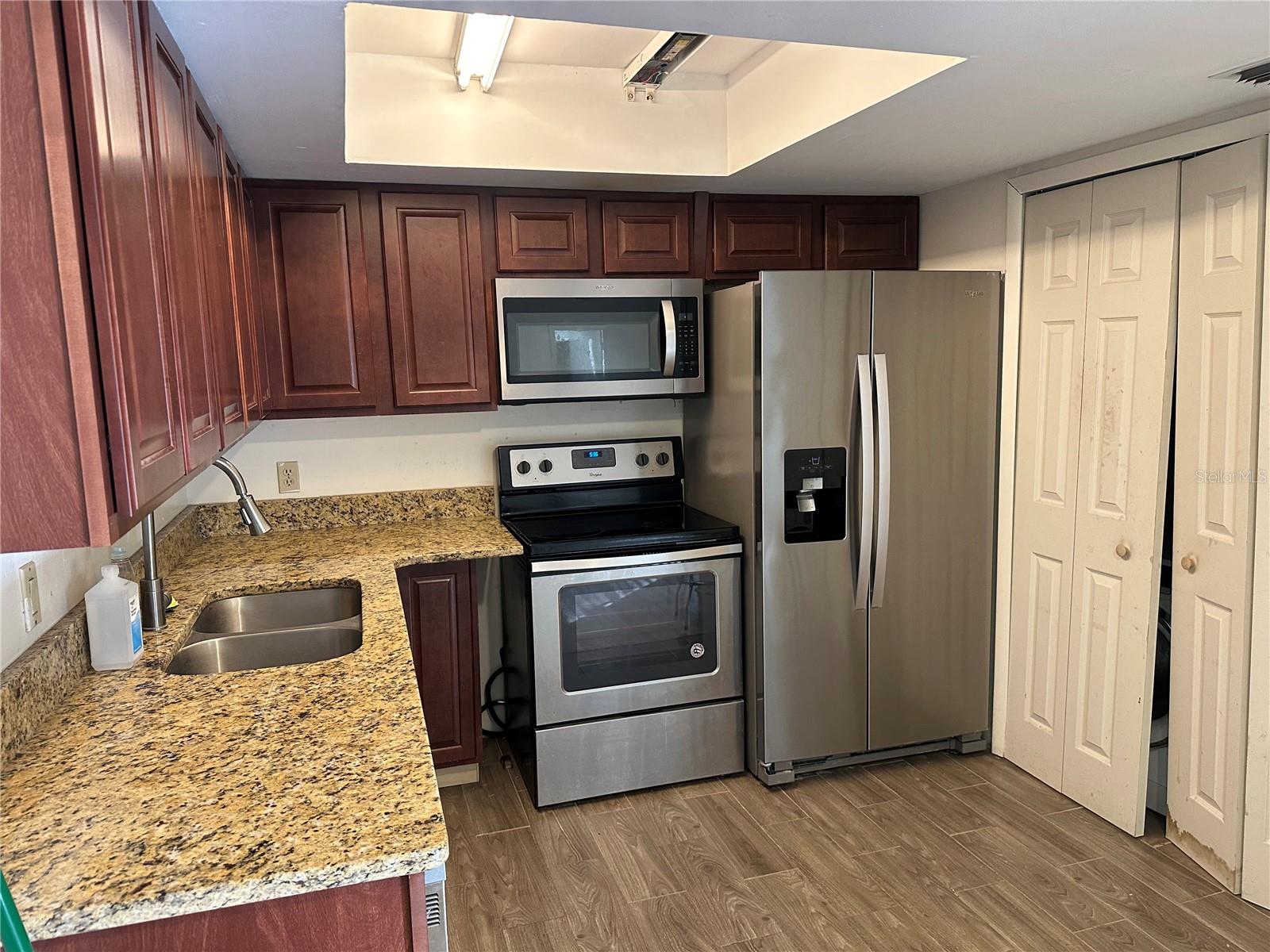 WINDTREE GARDENS CONDO PH 01 - Residential