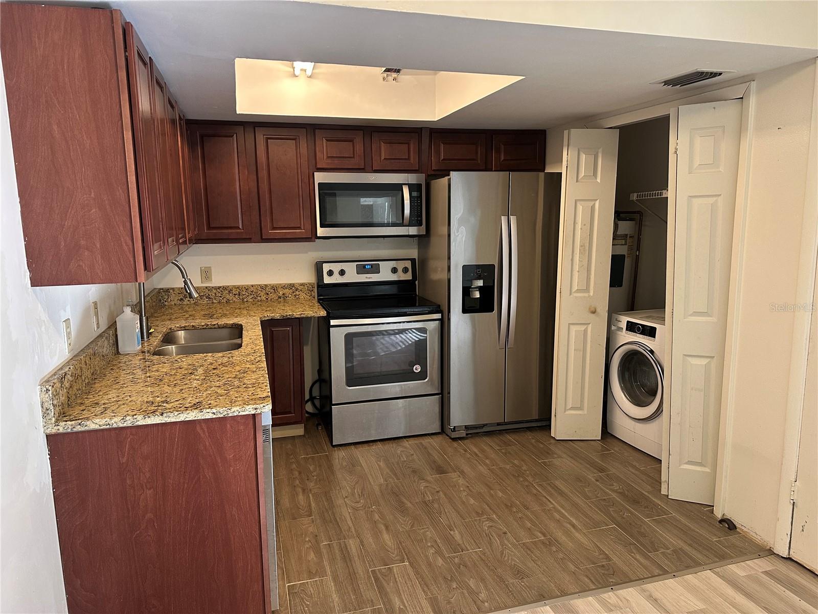 WINDTREE GARDENS CONDO PH 01 - Residential