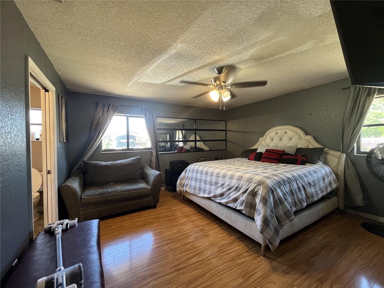 40 RANCHES - Residential