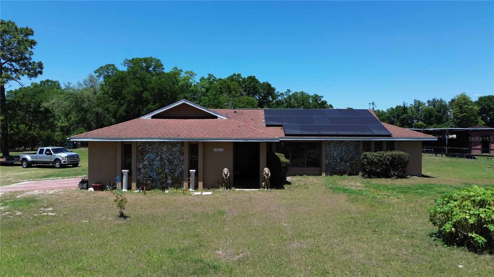 40 RANCHES - Residential