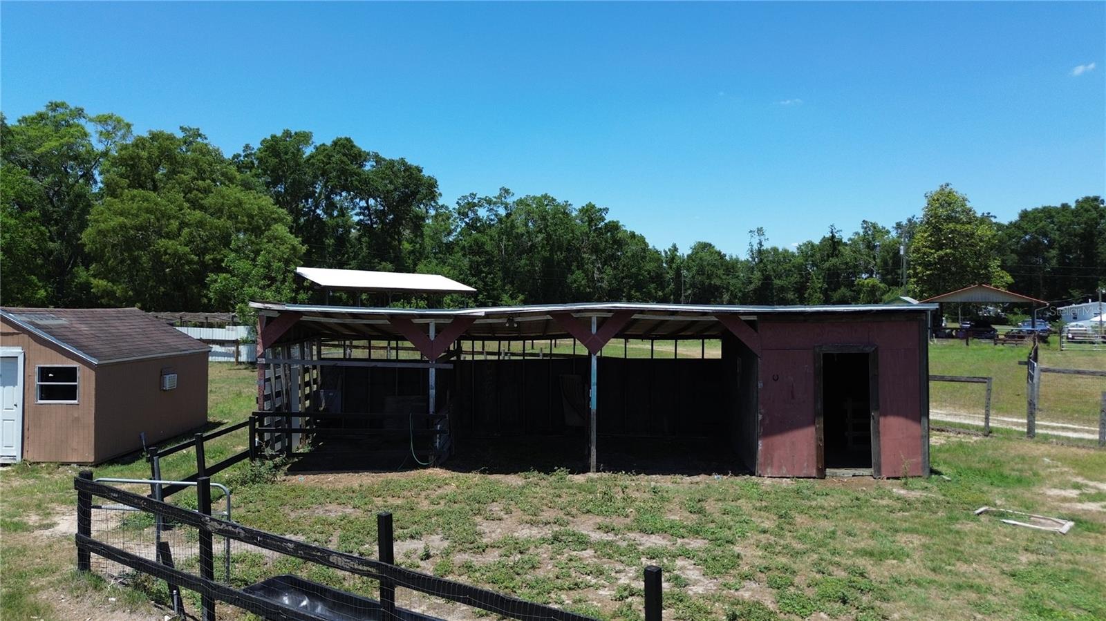 40 RANCHES - Residential