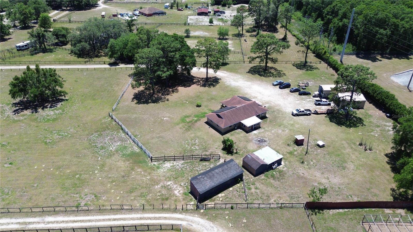 40 RANCHES - Residential