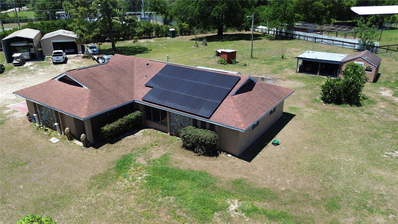 40 RANCHES - Residential