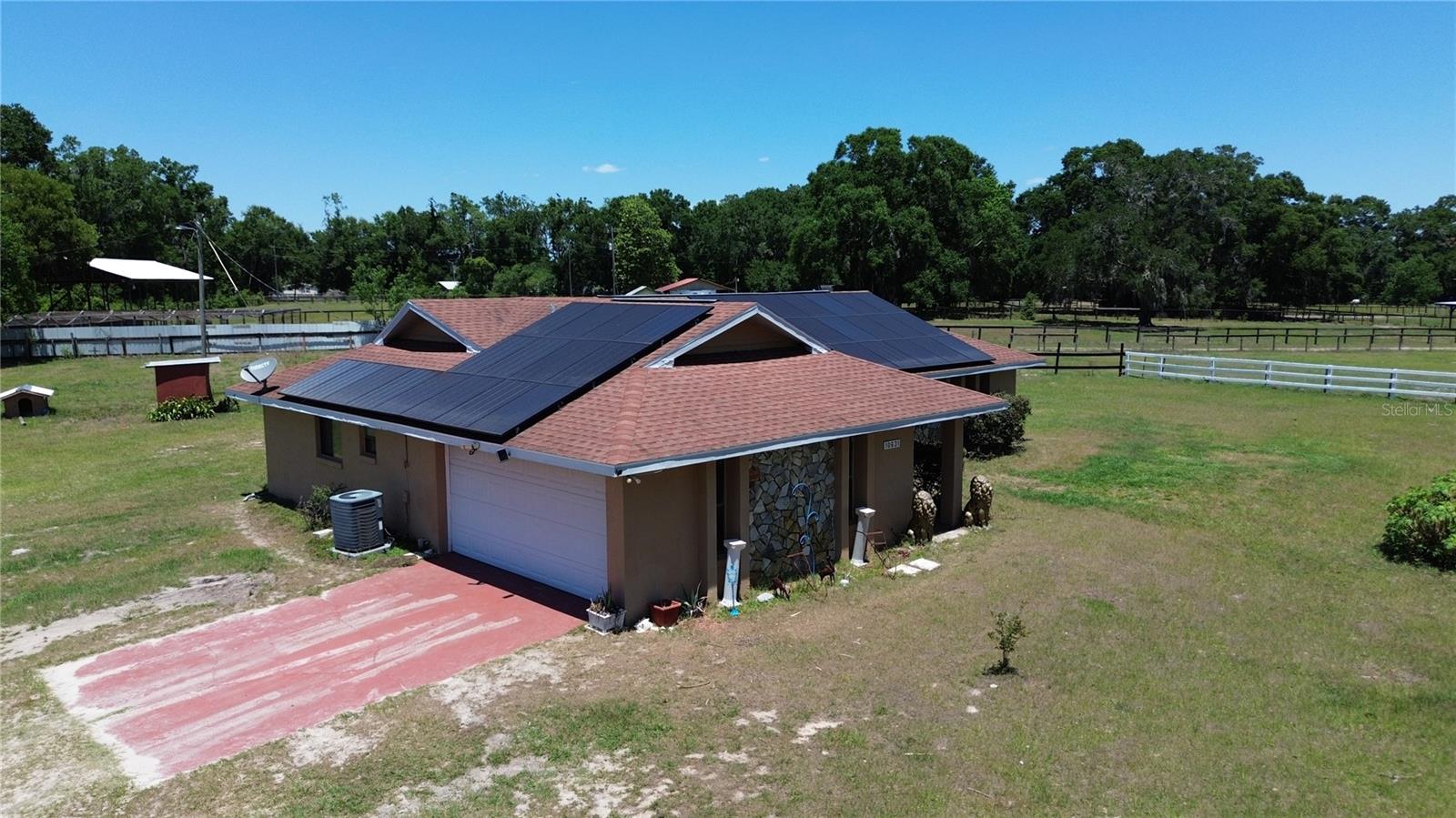 40 RANCHES - Residential