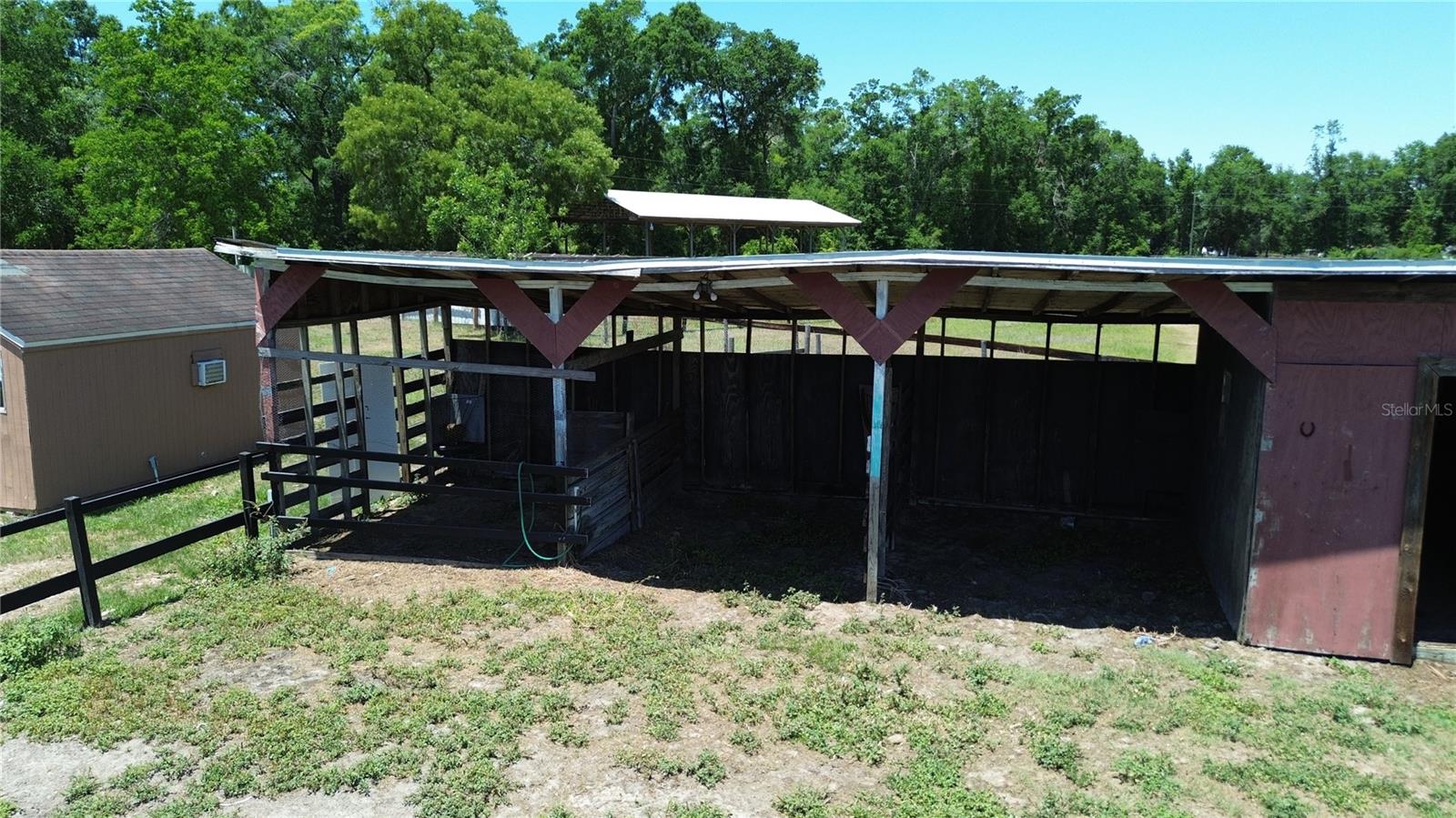 40 RANCHES - Residential