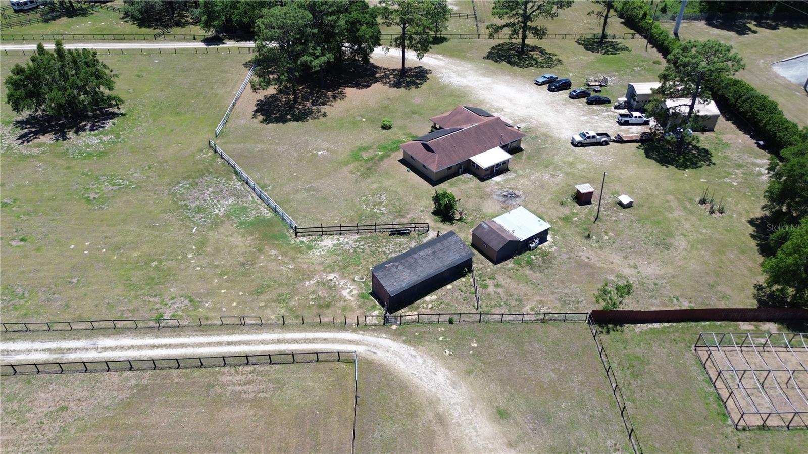 40 RANCHES - Residential