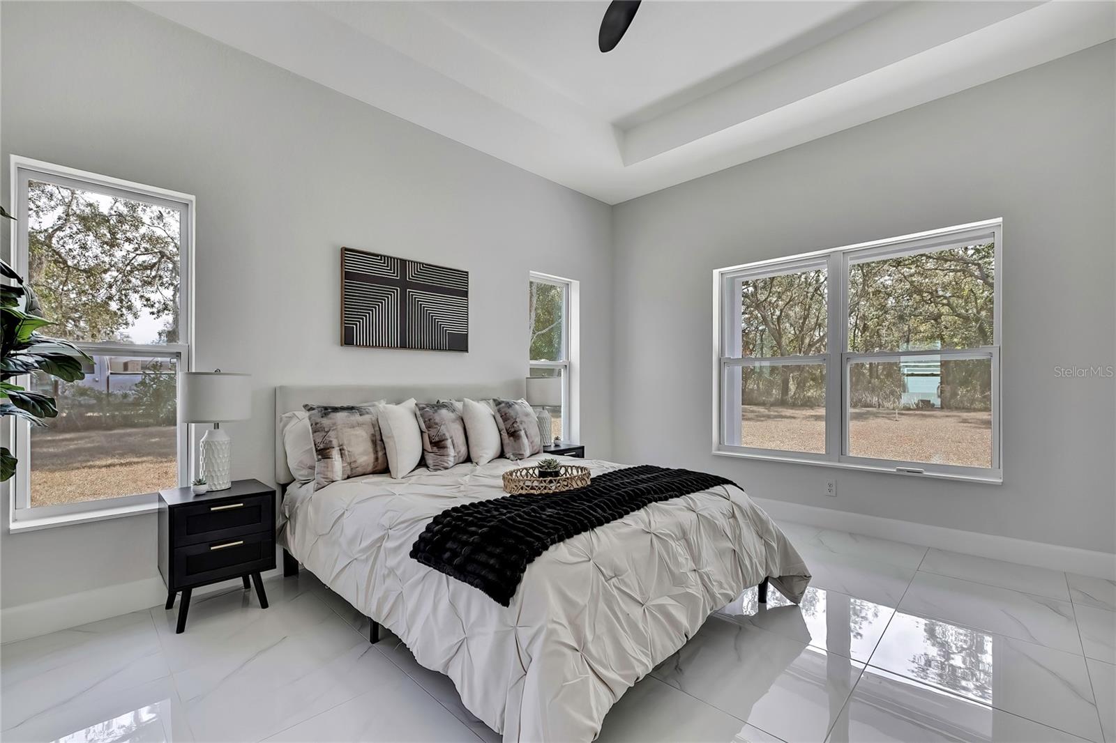 ROYAL HIGHLAND - Residential