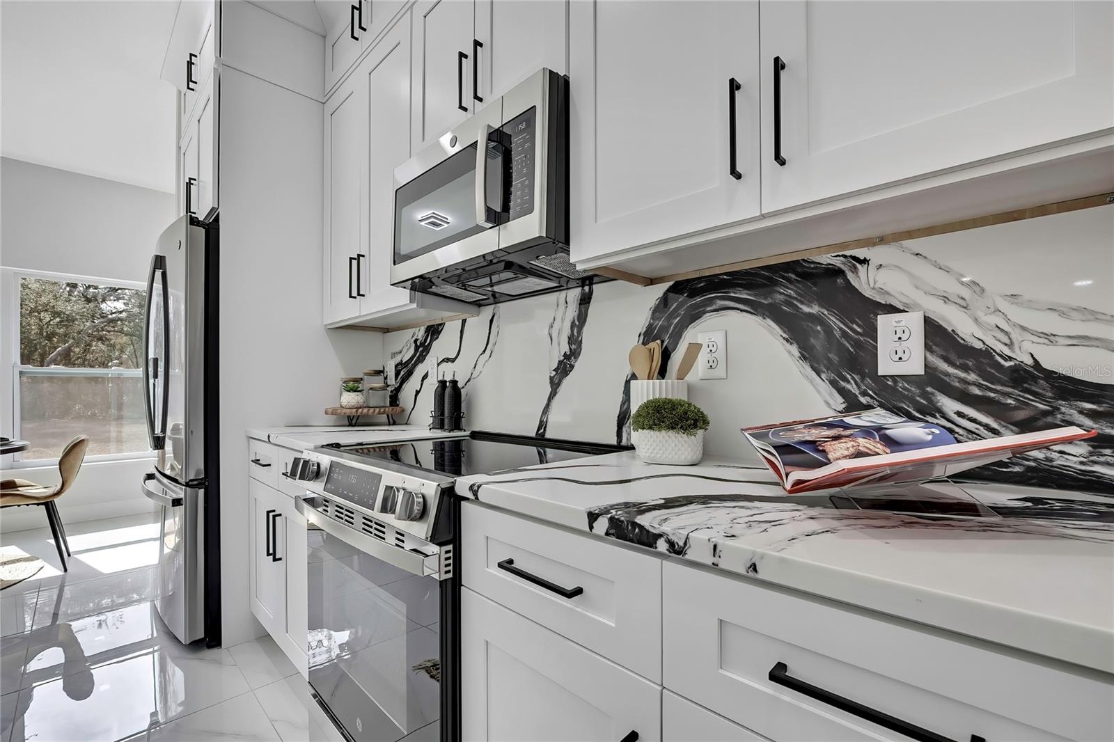 ROYAL HIGHLAND - Residential