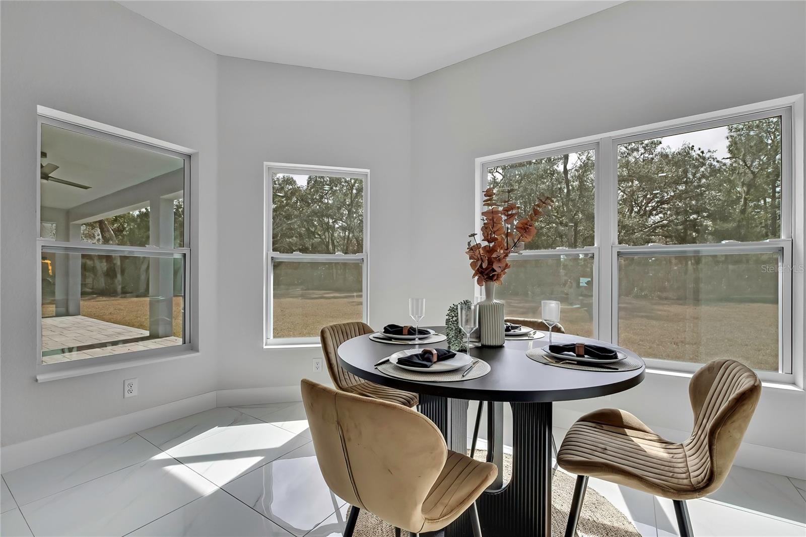 ROYAL HIGHLAND - Residential