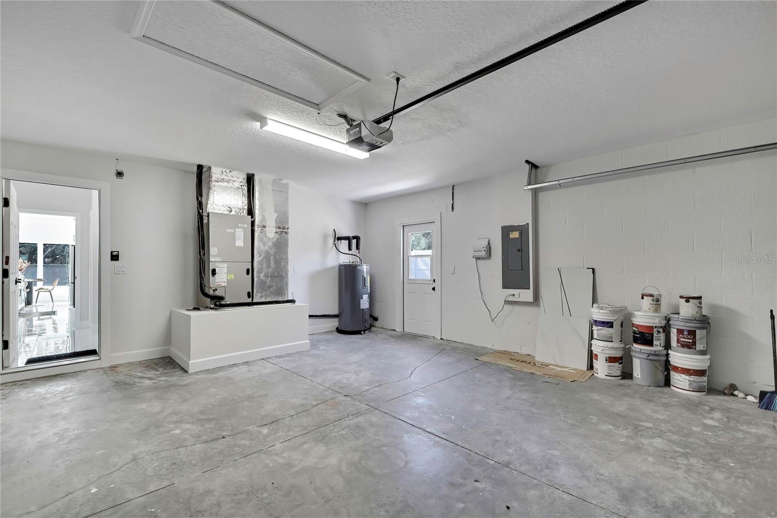 ROYAL HIGHLAND - Residential