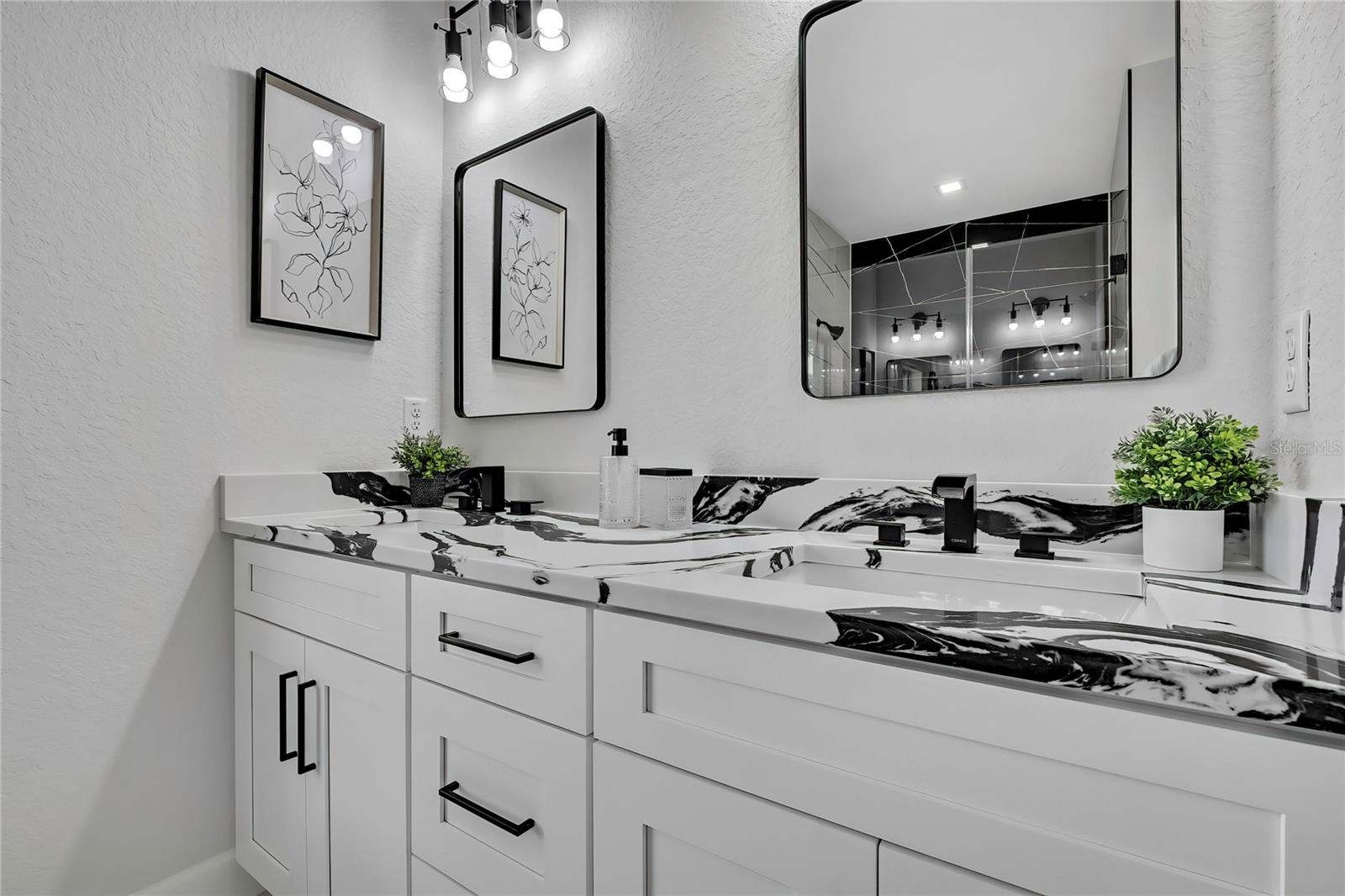 ROYAL HIGHLAND - Residential