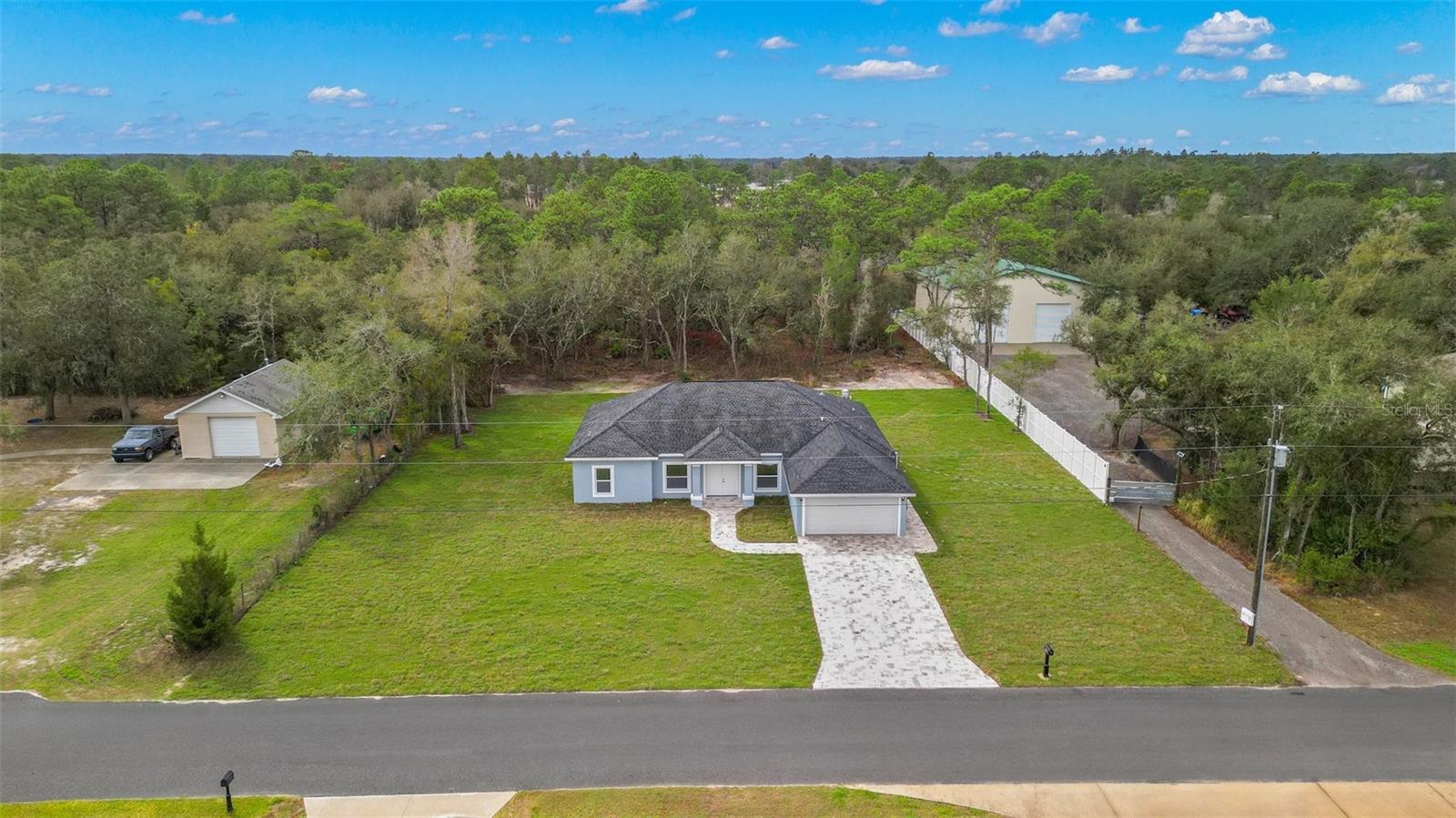 ROYAL HIGHLAND - Residential