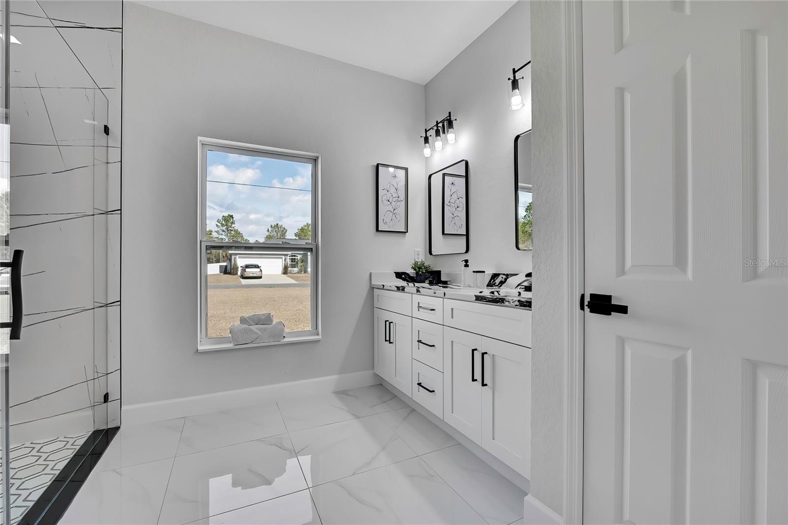 ROYAL HIGHLAND - Residential