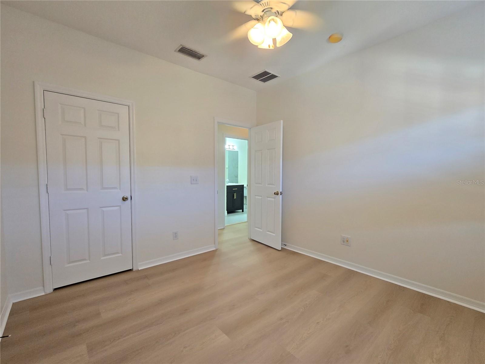 MEADOW POINTE PRCL 16 UNIT 3B - Residential Lease