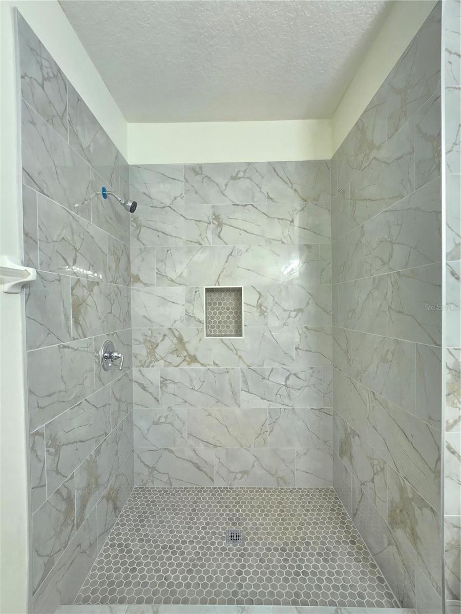 MEADOW POINTE PRCL 16 UNIT 3B - Residential Lease