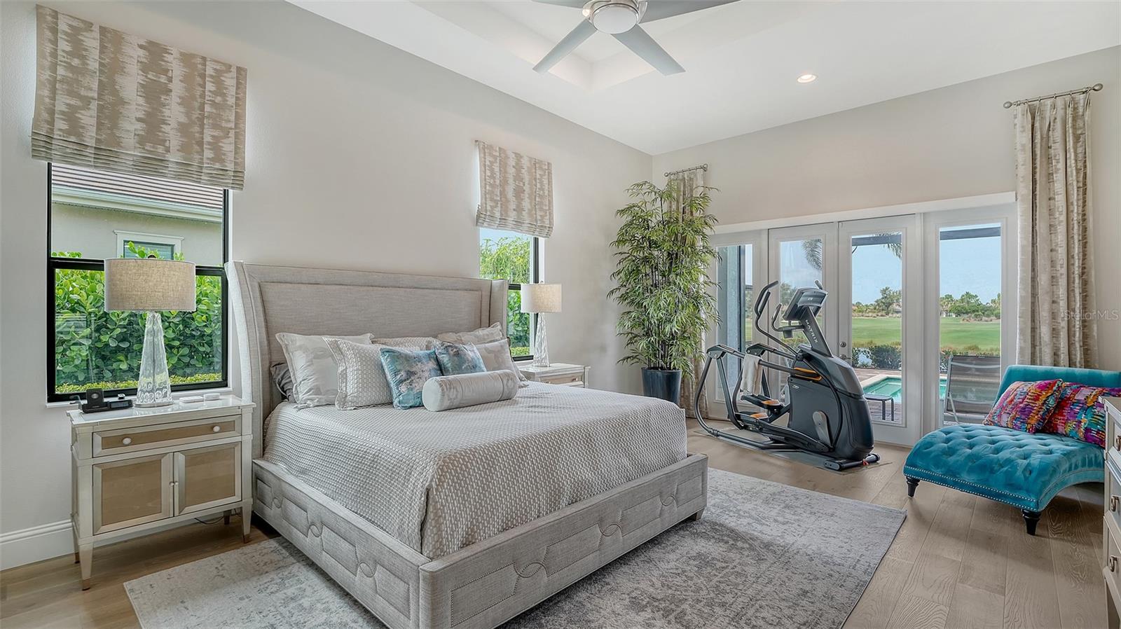 ESPLANADE PH IV - Residential Lease